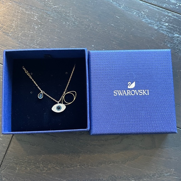 NEW in box Swarovski Symbolica Pendant Necklace Evil Eye Blue Gold-Tone Plated - Picture 3 of 6